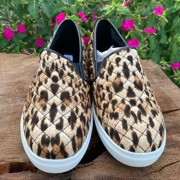 Women’s Sz 6 Leopard Slip-On Sneakers NWOB Steve Madden Shoes Animal Print - Picture 4 of 10